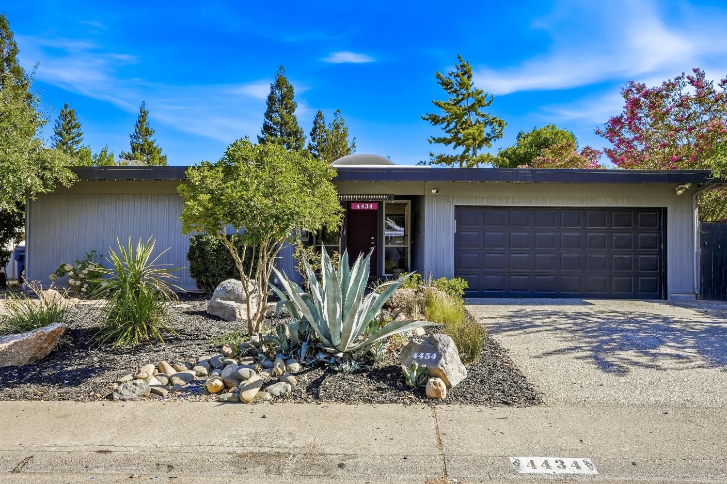 4434 Park Green Court — photo