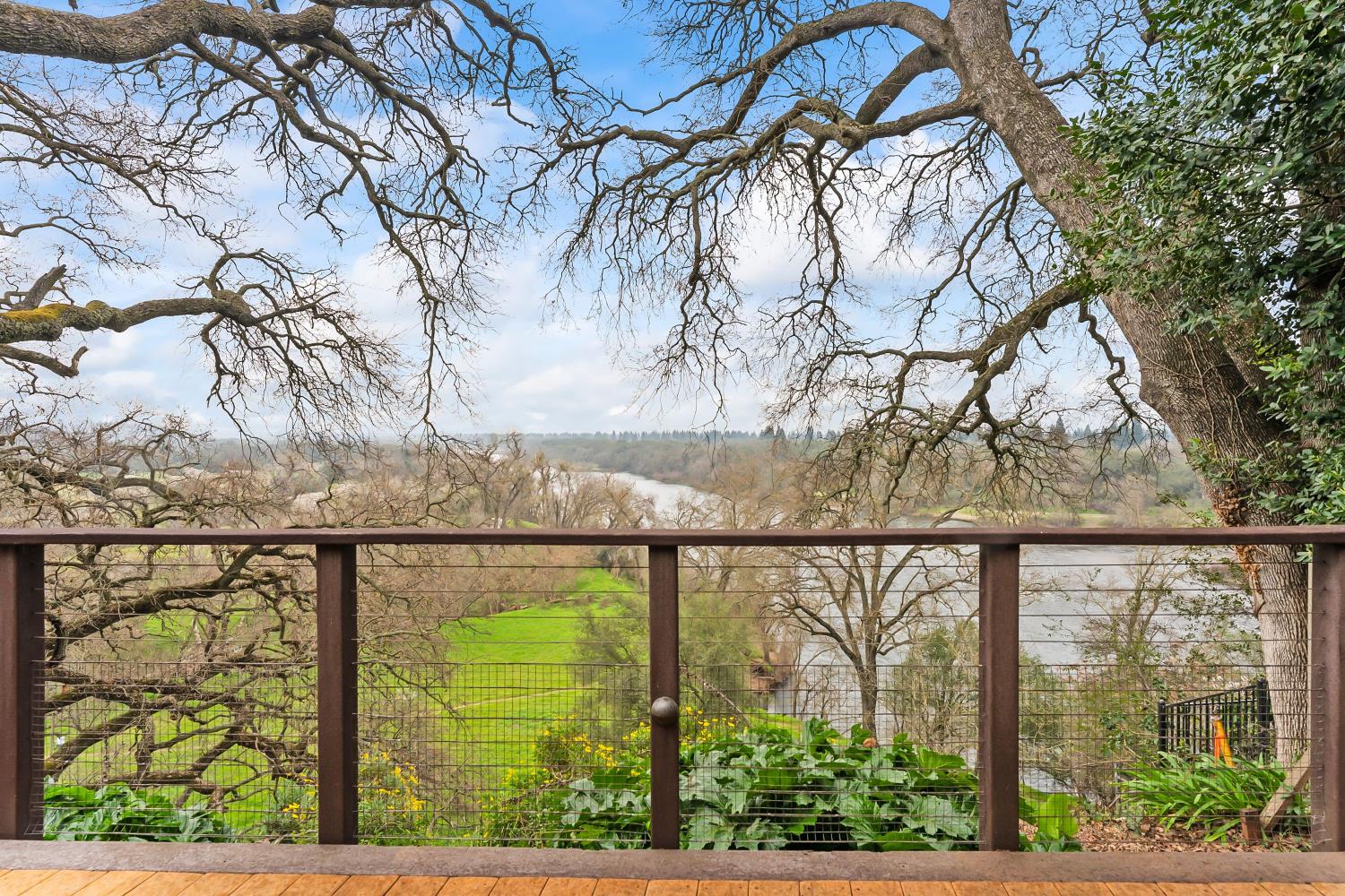 8218 Finisterre Court — photo