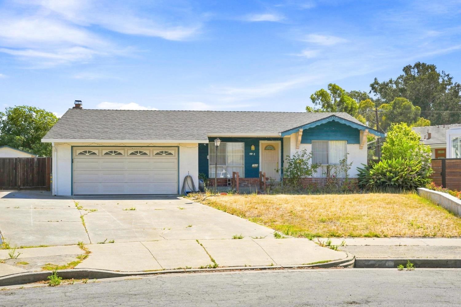 1924 Jackson Court — photo