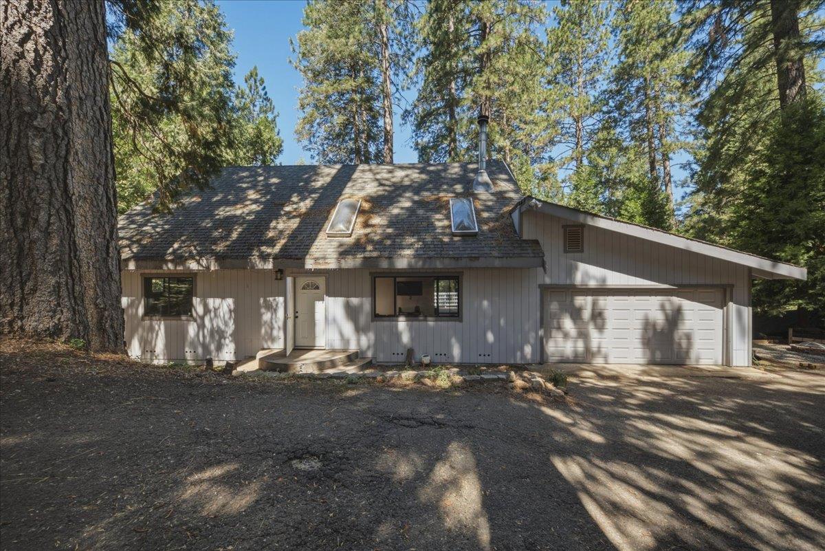 4976 Golden Street — photo