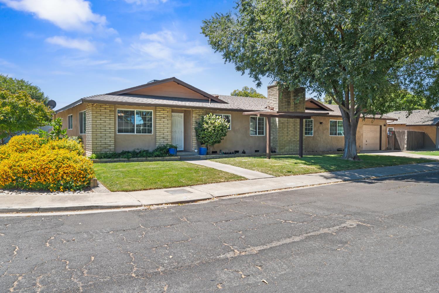 3228 Kathy Ave — photo