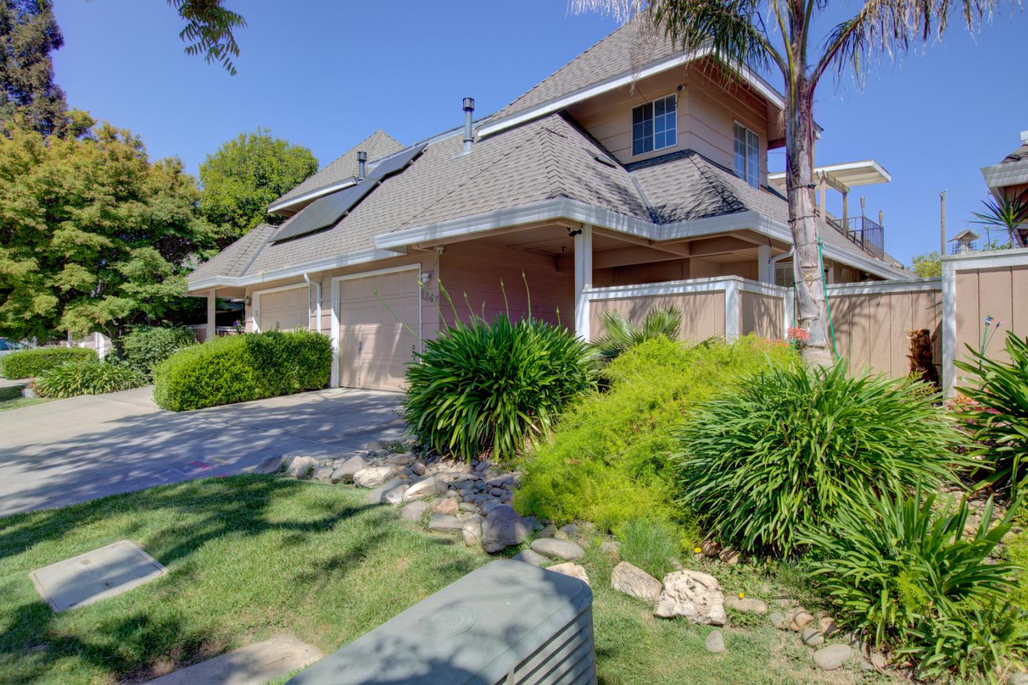 1247 Aspen Street — photo