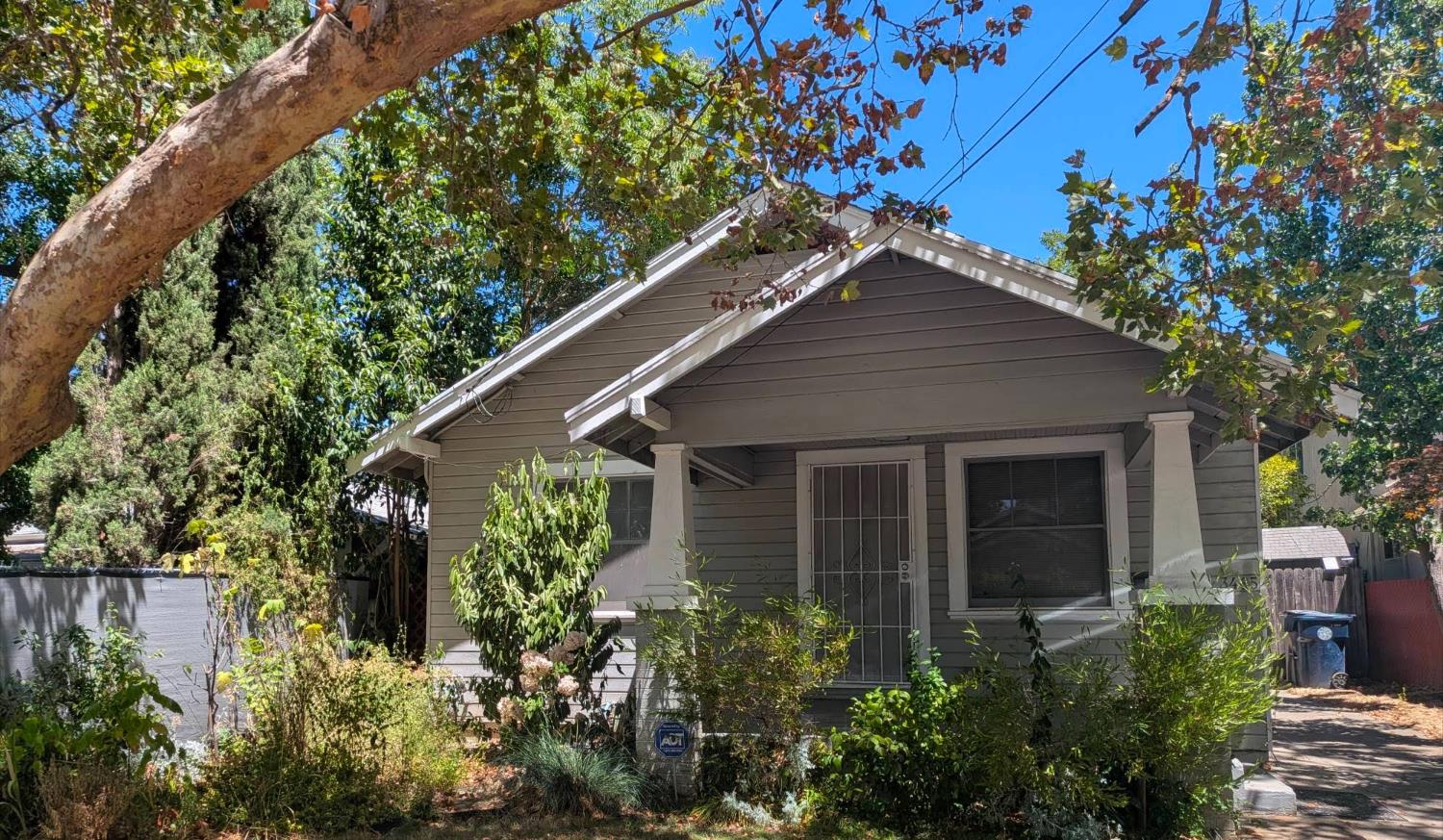 3465 38th Street — photo