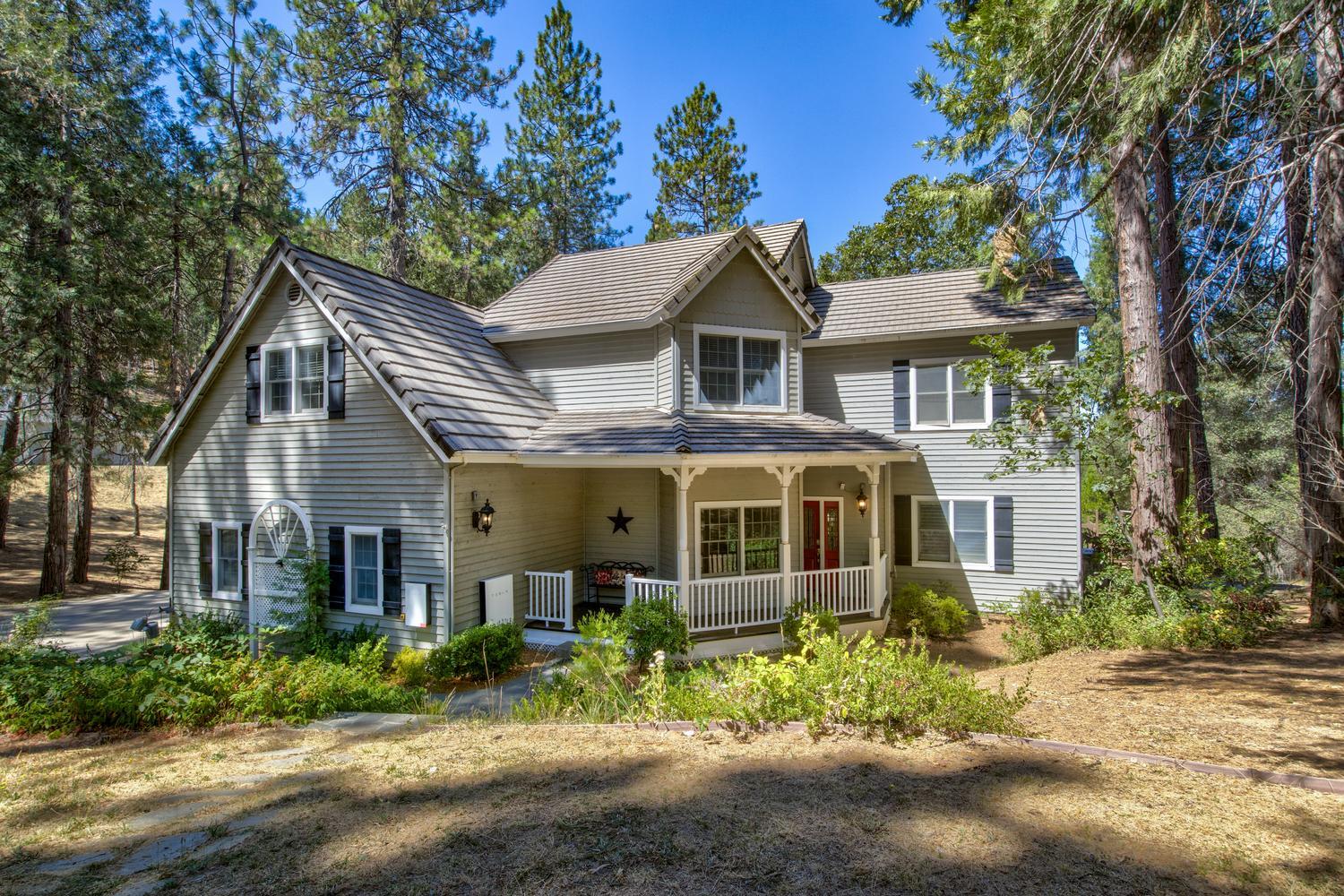 7010 Flat Creek Drive — photo
