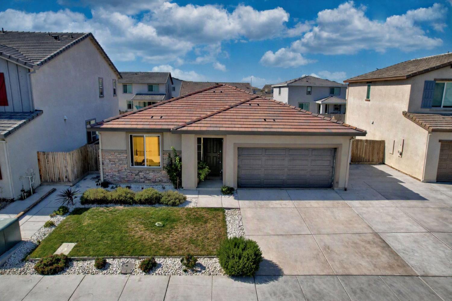 2842 Pixley Court — photo