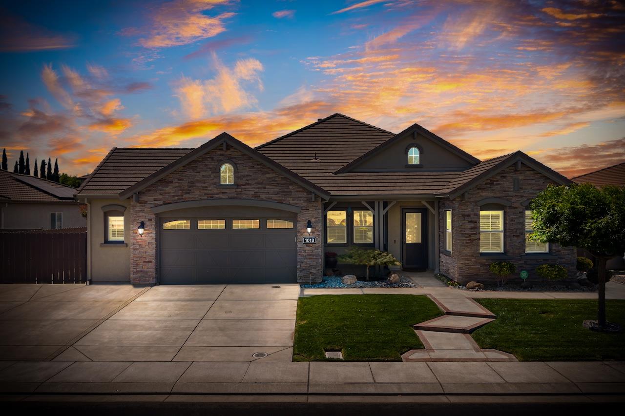 1018 Glen Abbey Drive — photo