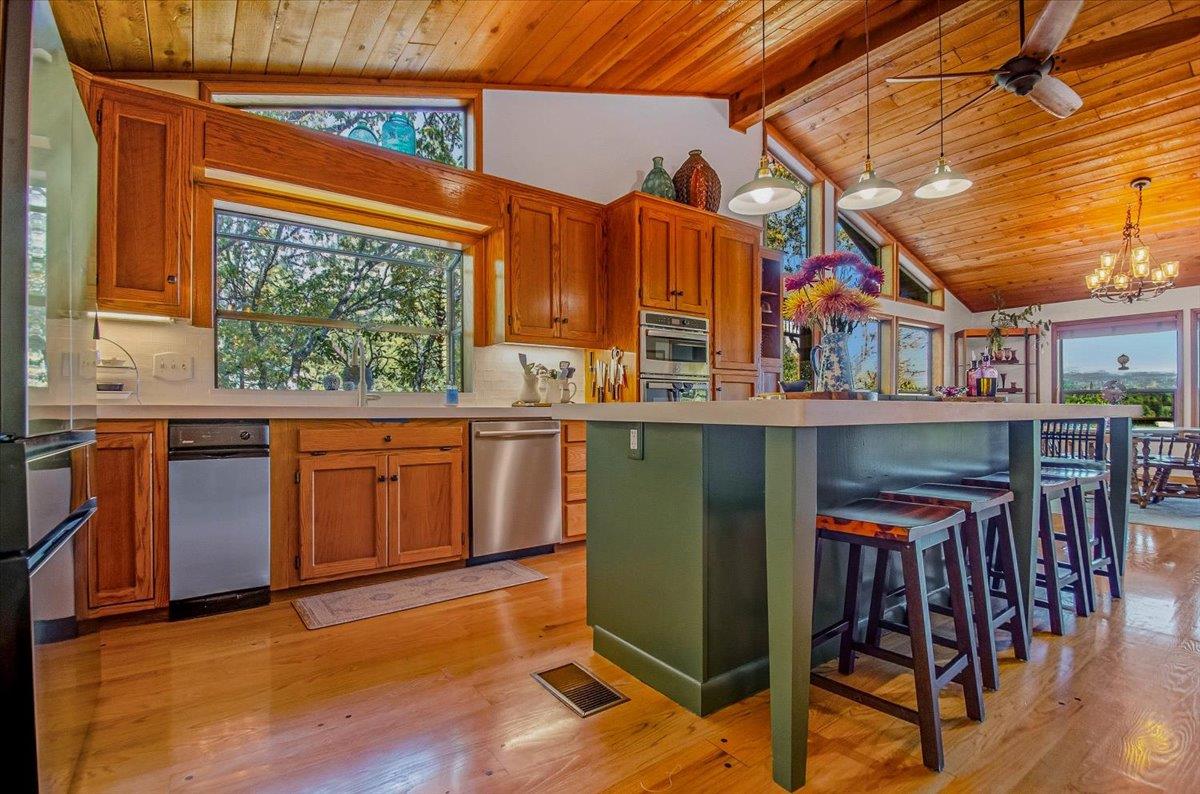 5617 Indian Hills — photo