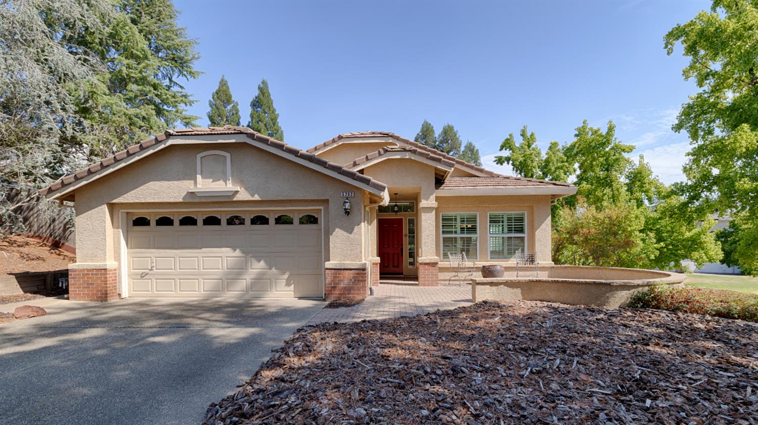 5202 Equestrian Court — photo