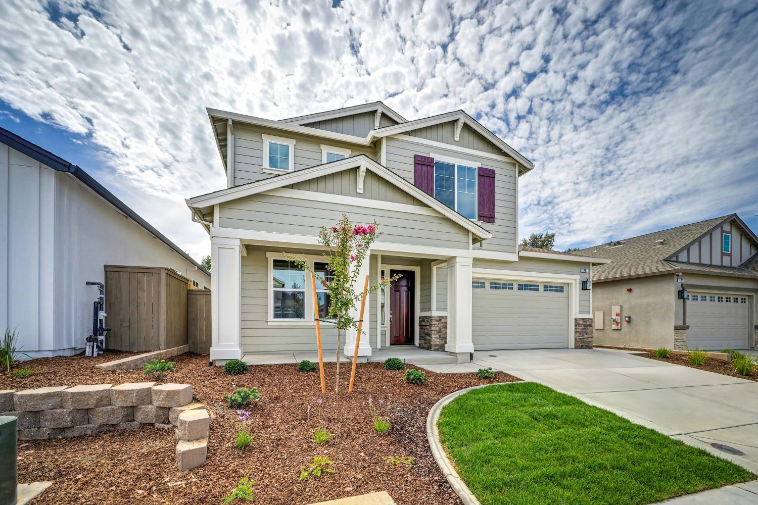 2757 Spooner Way — photo