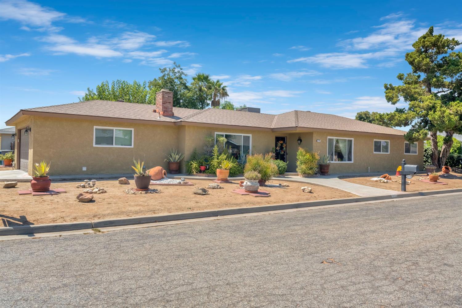 404 Fall Avenue, Madera, CA 93637 — photo 2