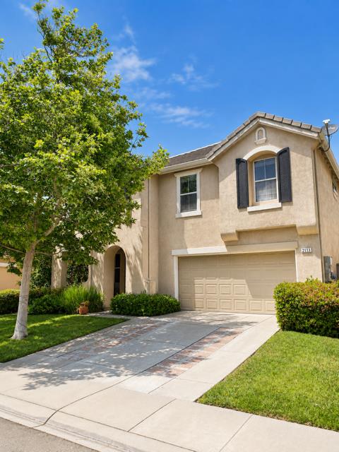 2113 Yarnell Way — photo
