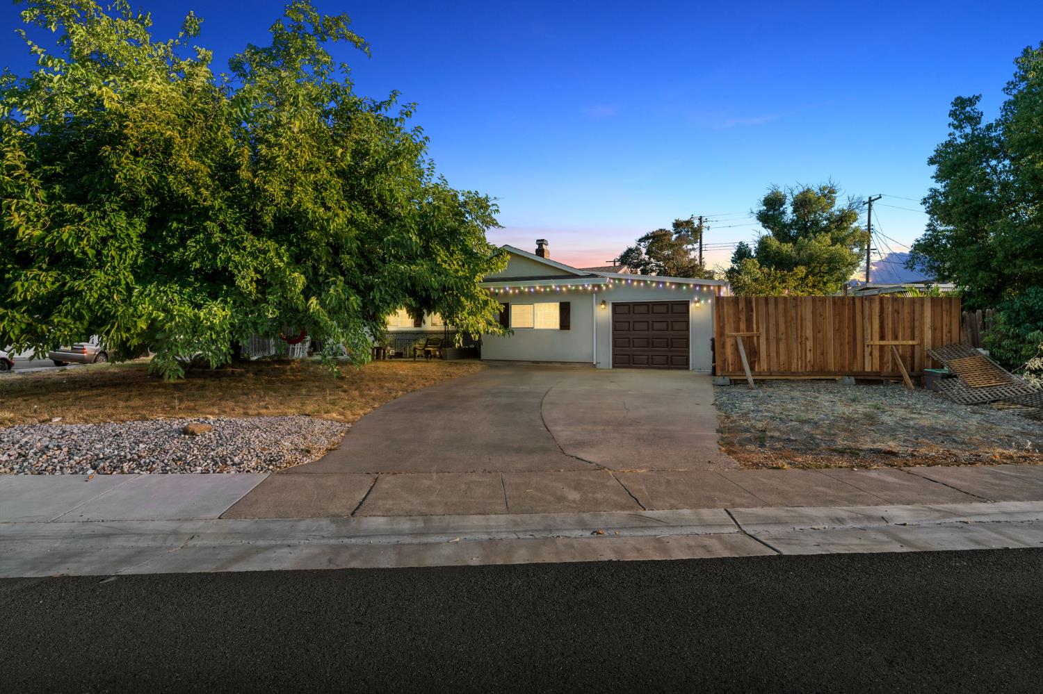 3636 Karl Drive — photo