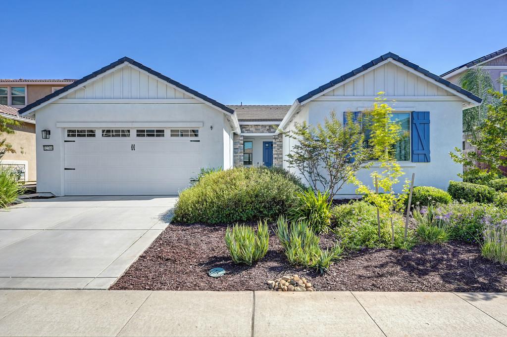 12766 Montbrook Way — photo