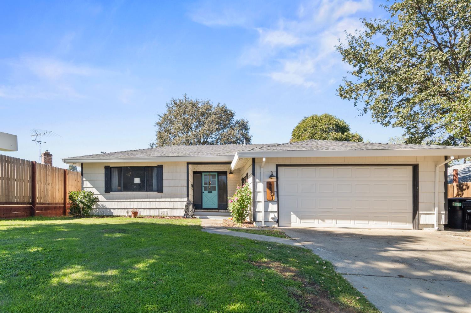 5501 Norway Dr — photo
