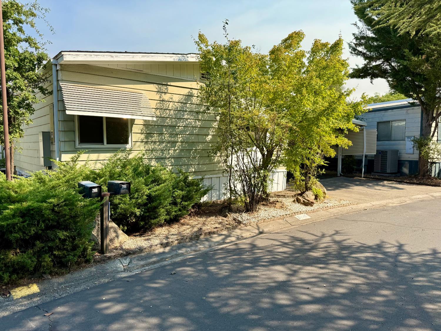 2906 Tree View Lane — photo