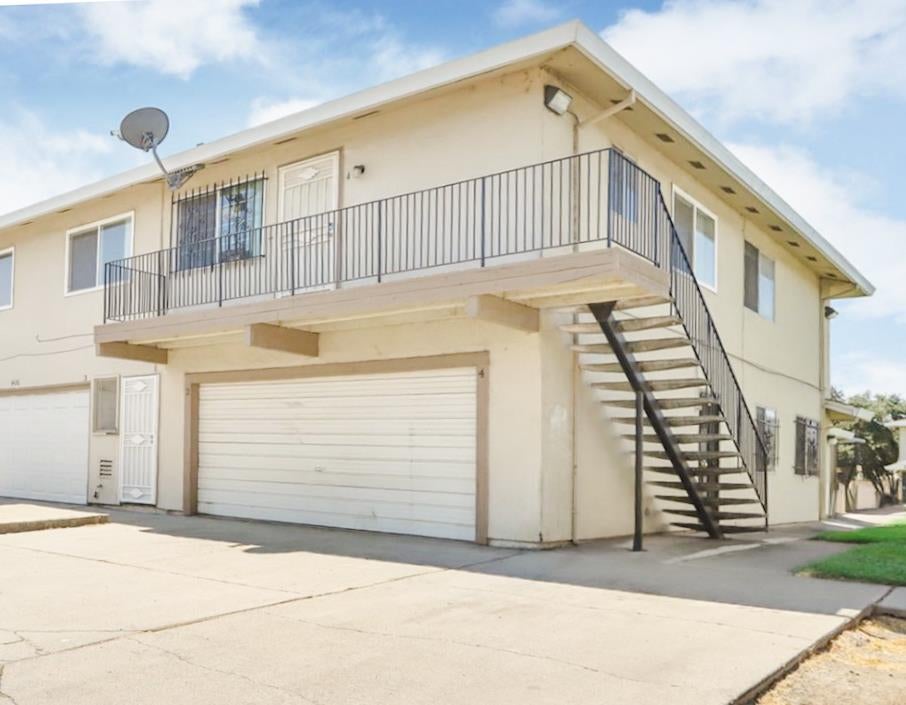 4426 La Cresta Way 4 — photo