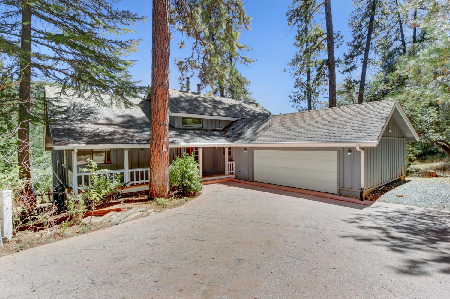 20791 Woodbury Drive — photo