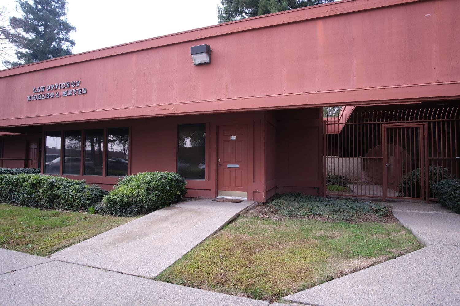 2813 Coffee Road E-1 — photo