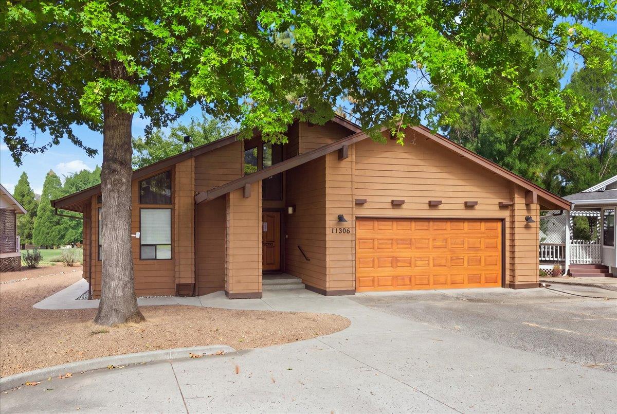 11306 Ringtail Road — photo