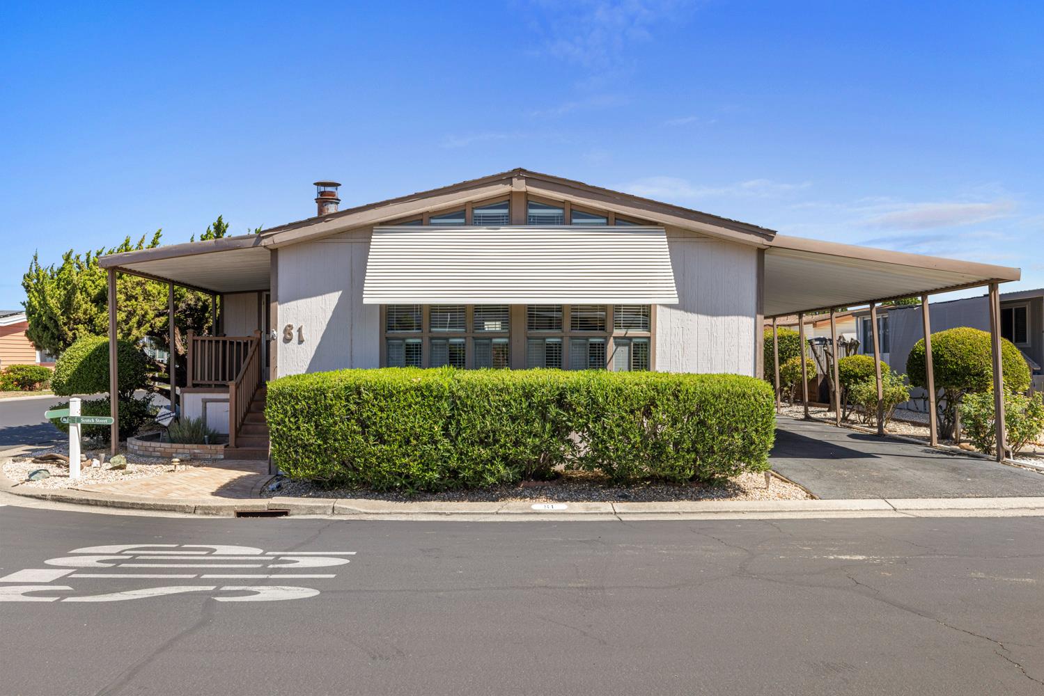 6706 Tam O Shanter 81 — photo
