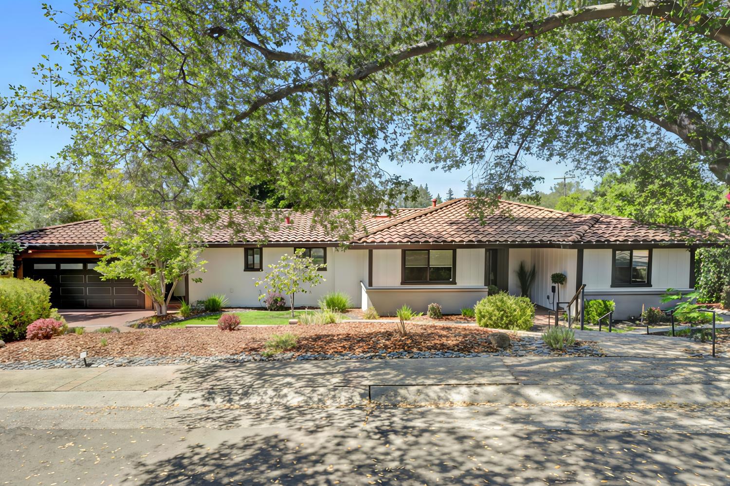3751 Dell Road — photo