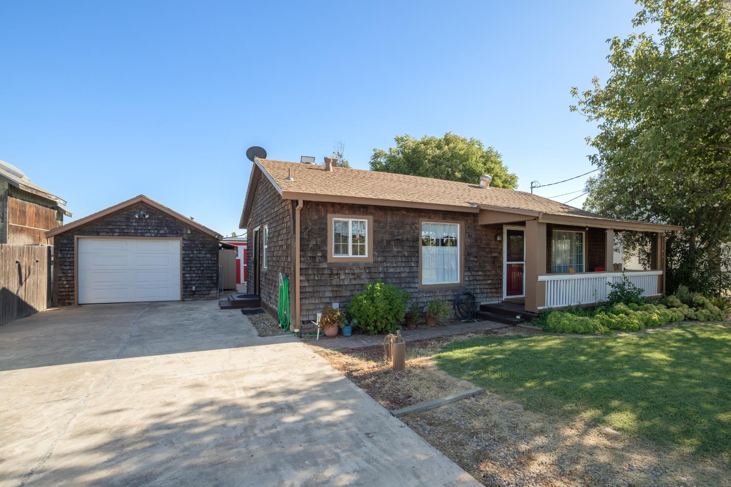 4708 E Hogan Lane — photo