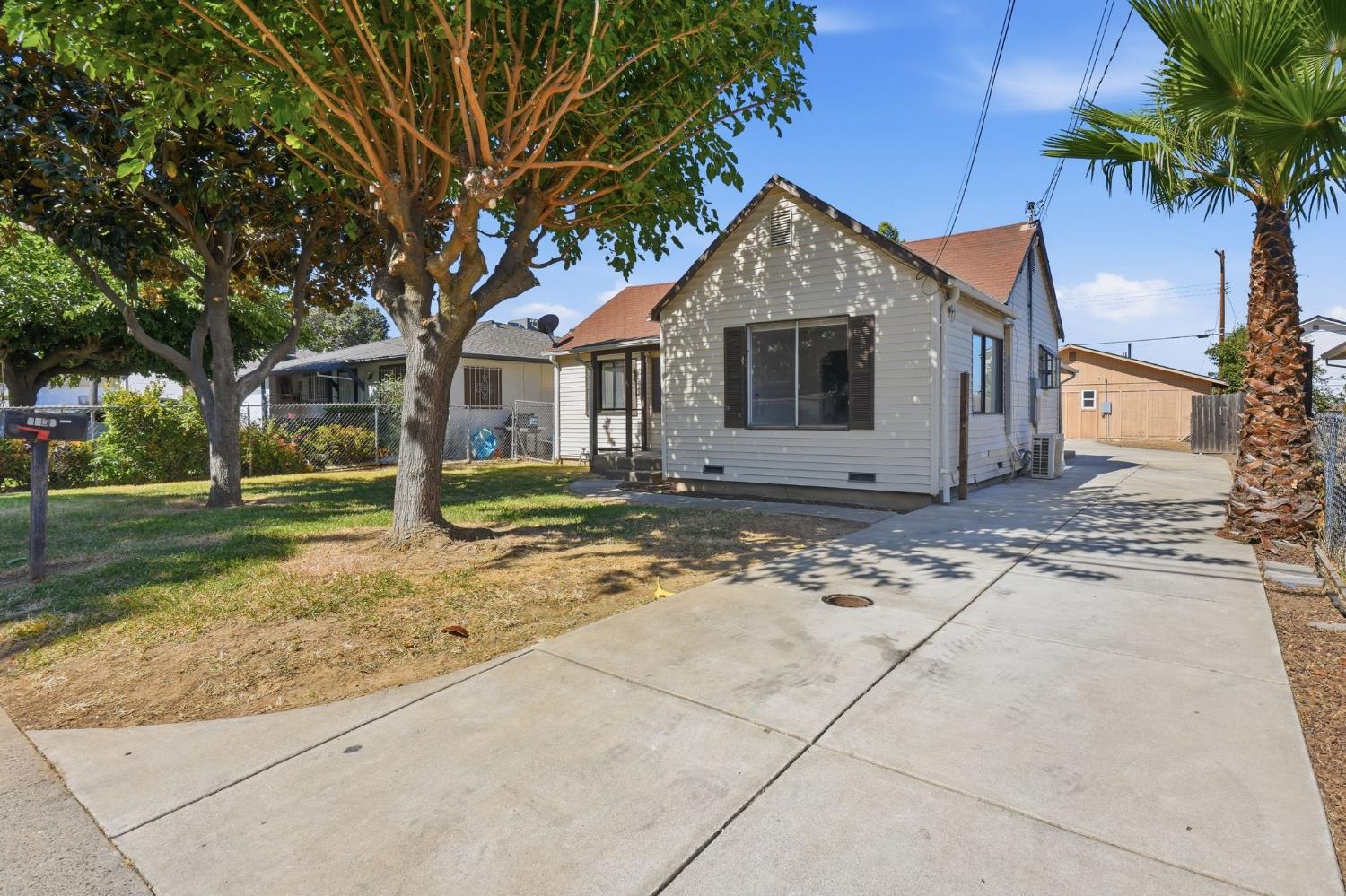 6232 Ventura Street — photo