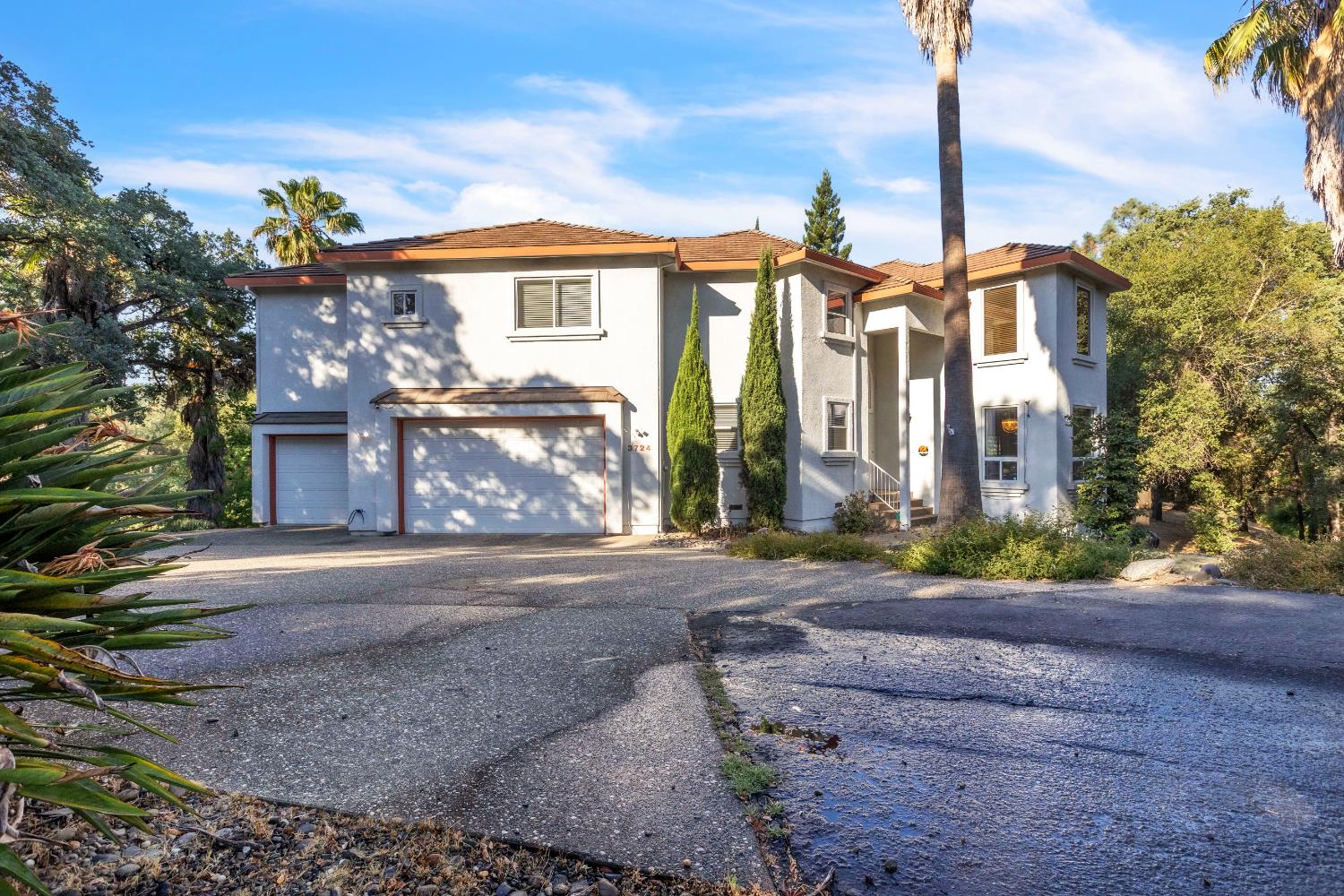 3724 Sweetwater Drive — photo