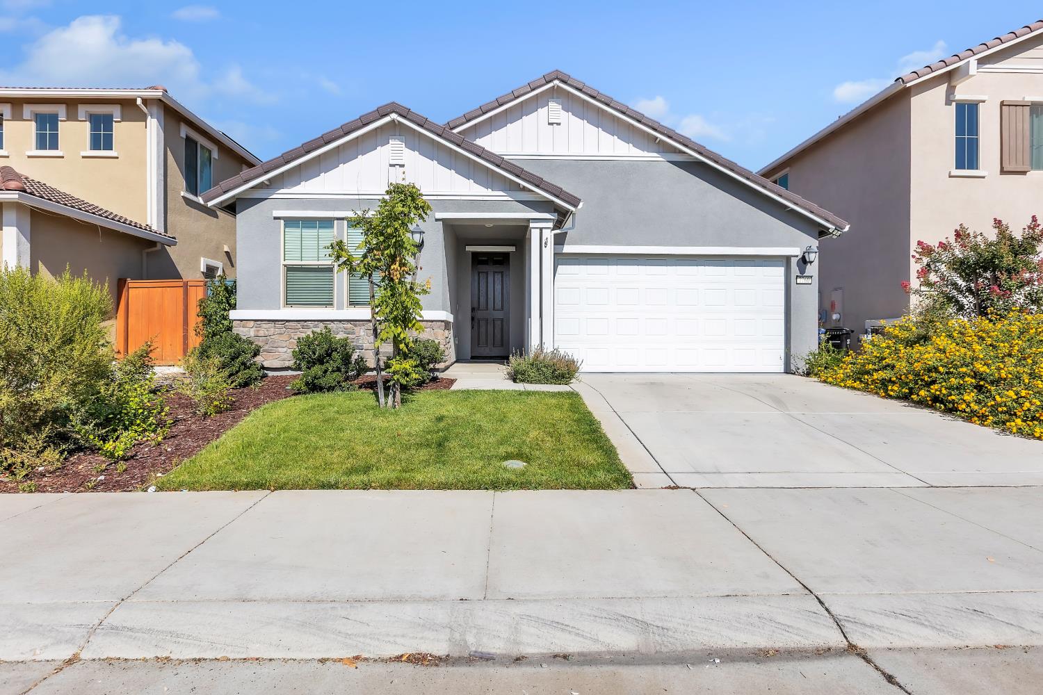 7760 Shattuck Court — photo
