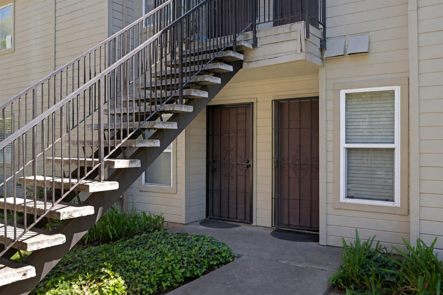 9145 Newhall Dr. #56 — photo