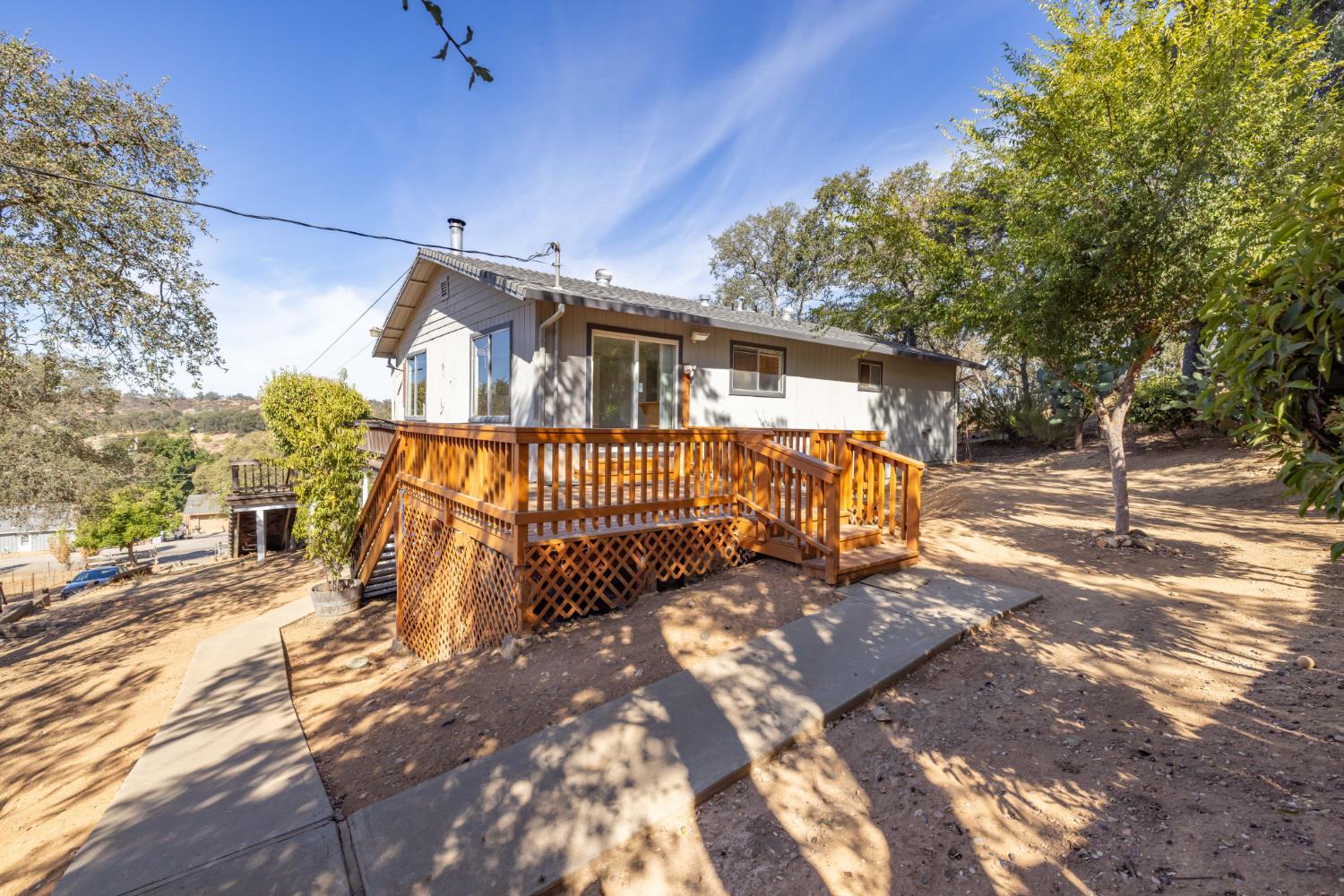 2541 Heinemann Drive — photo