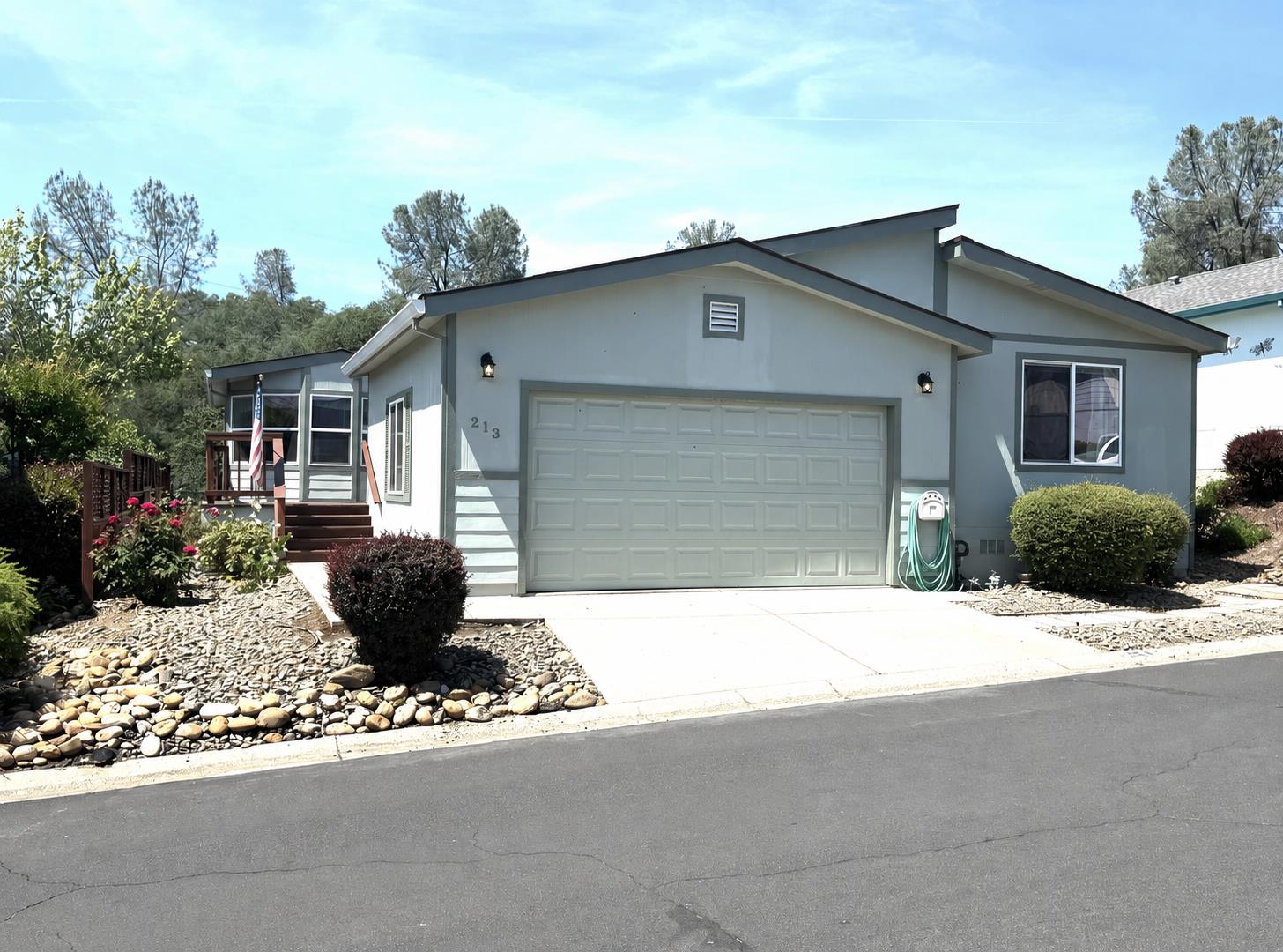 20 Rollingwood Drive 213 — photo