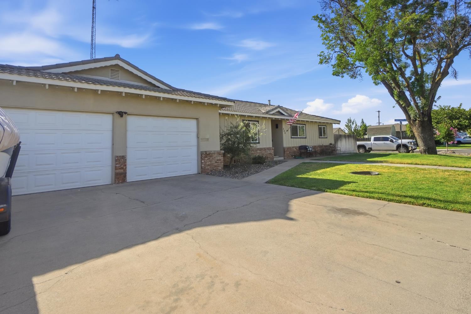 545 N Quincy Road, Turlock, CA 95380 — photo 3