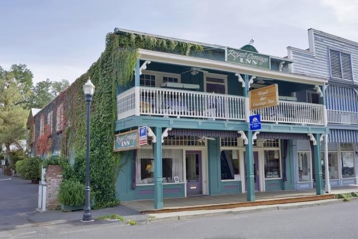 18235 Main Street — photo