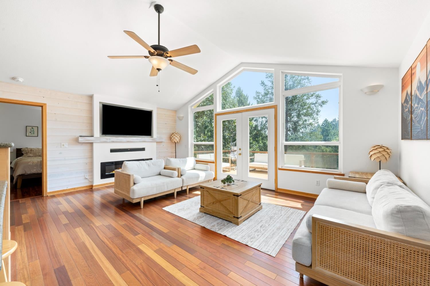 740 Washington Irving Drive — photo