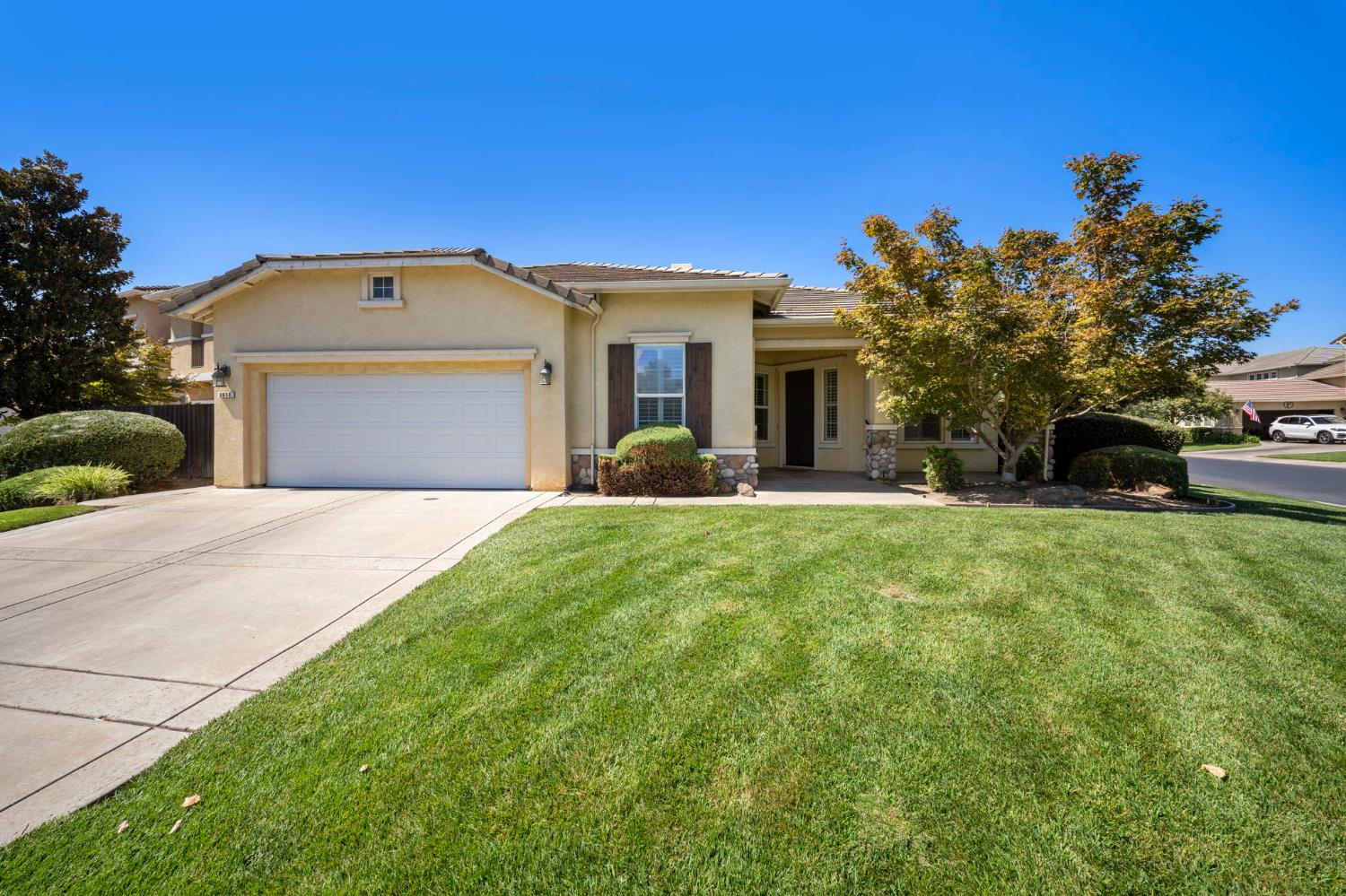 3917 Lakeside Drive — photo
