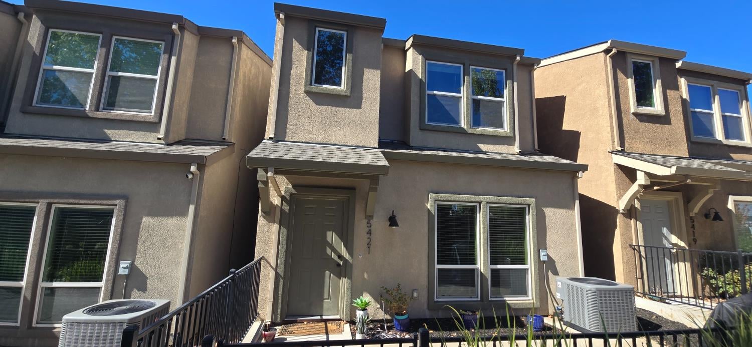 5421 College Oak Drive — photo