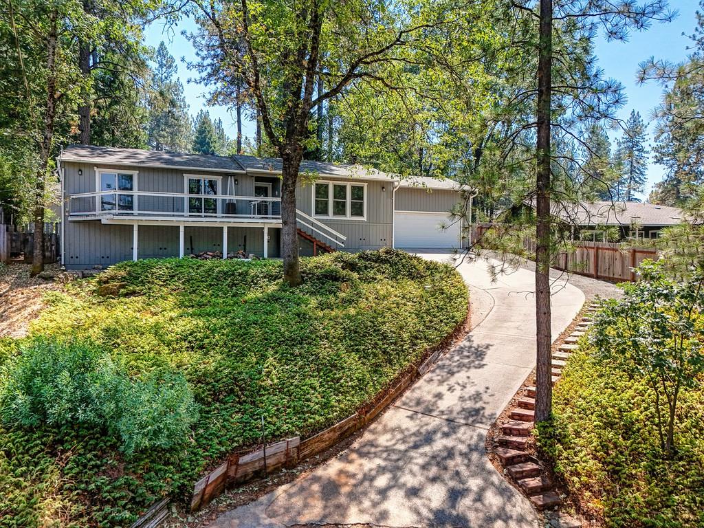 11575 Marilyn Court — photo