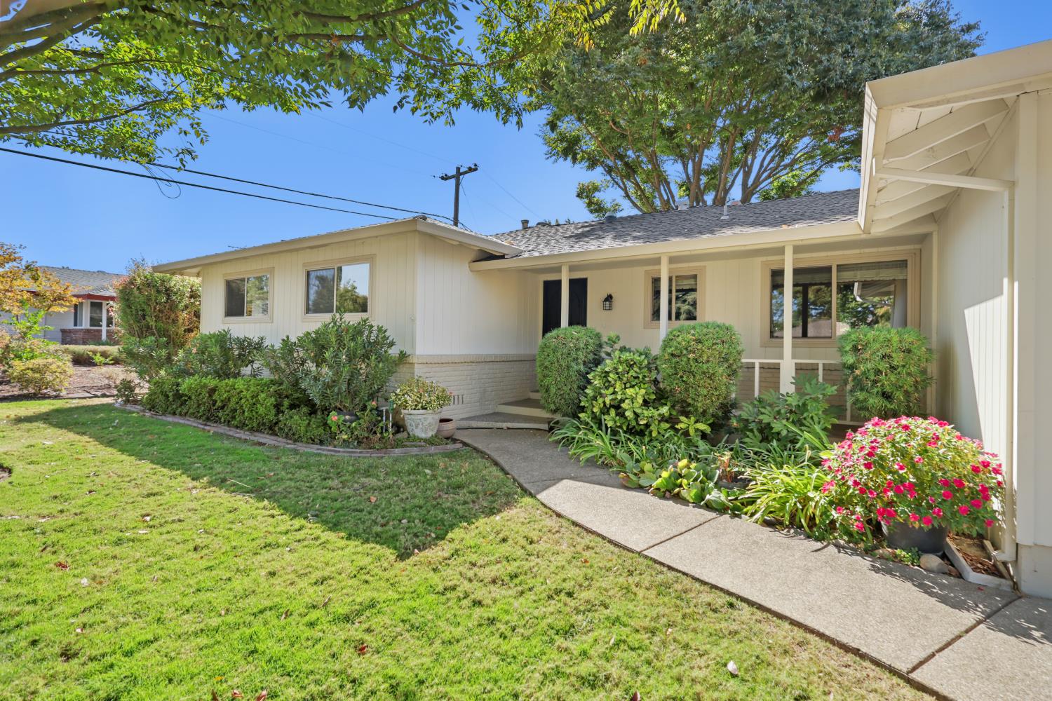 6218 Saint James Drive, Carmichael, CA 95608 — photo 2