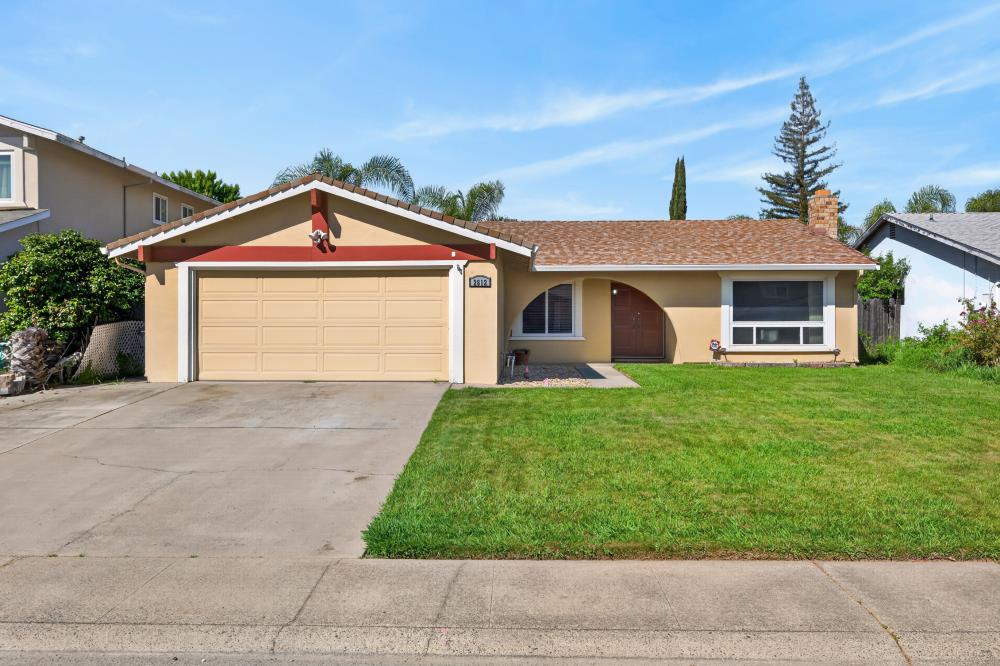 2612 Stonehaven Drive — photo