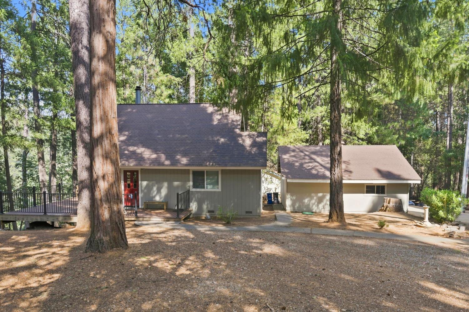 16902 Mckenzie Drive — photo