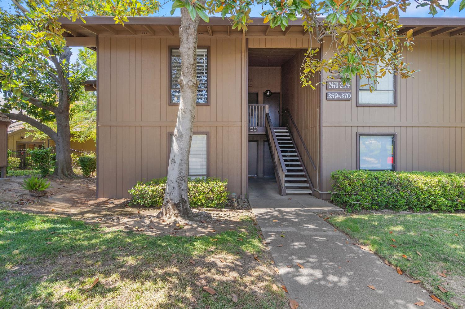 2474 Larkspur Lane 370 — photo