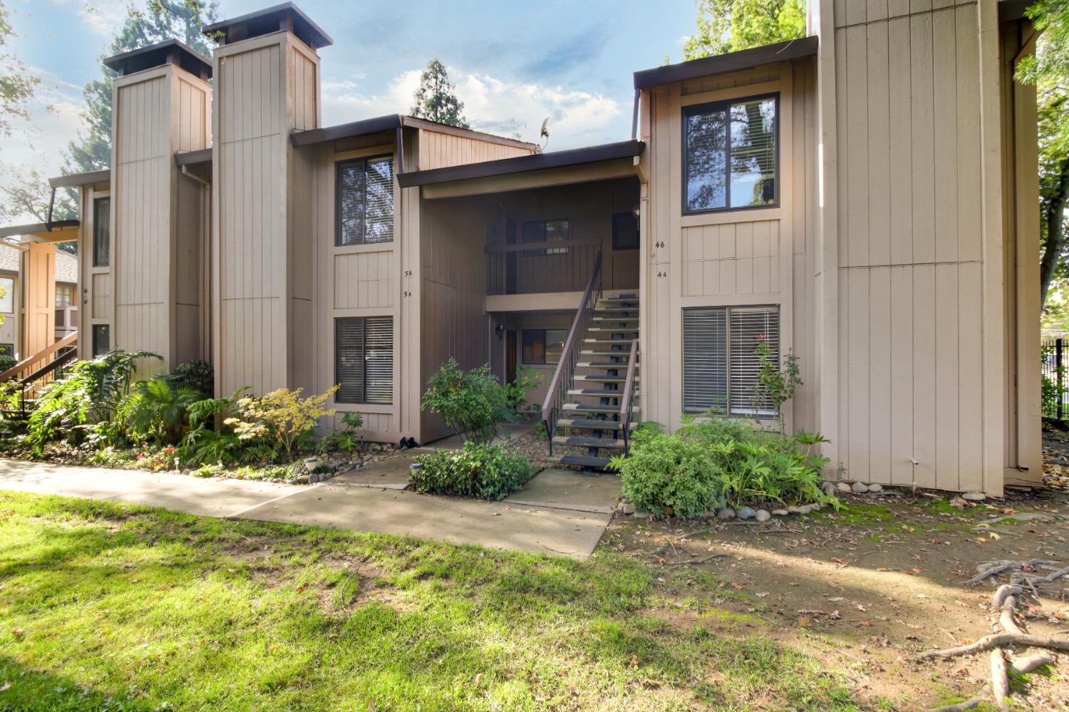 7711 Juan Way 5B — photo