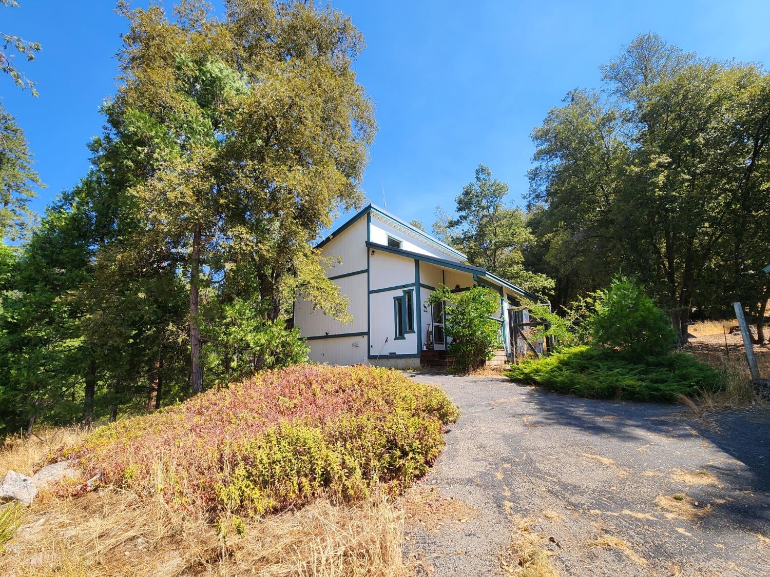 2406 Anglers Court — photo