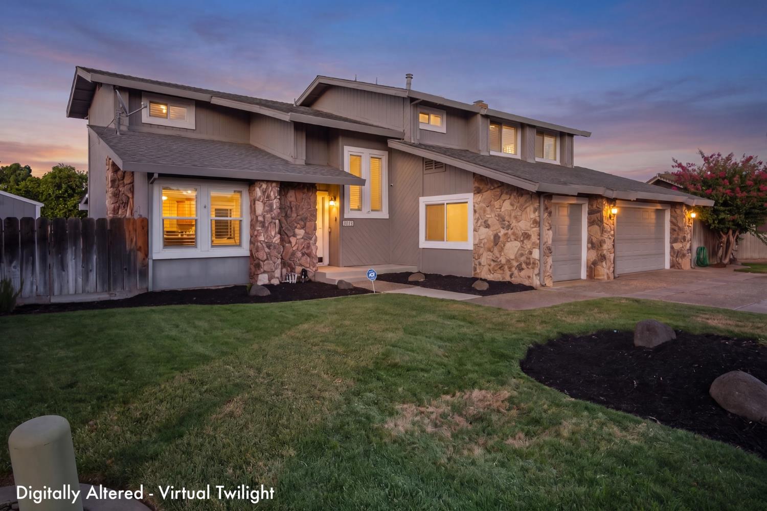 1412 Oakridge Court — photo