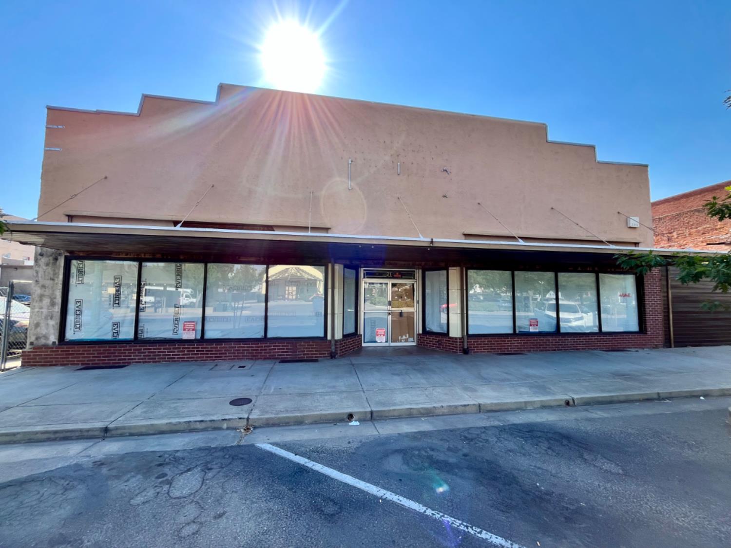 21 S Sacramento Street — photo