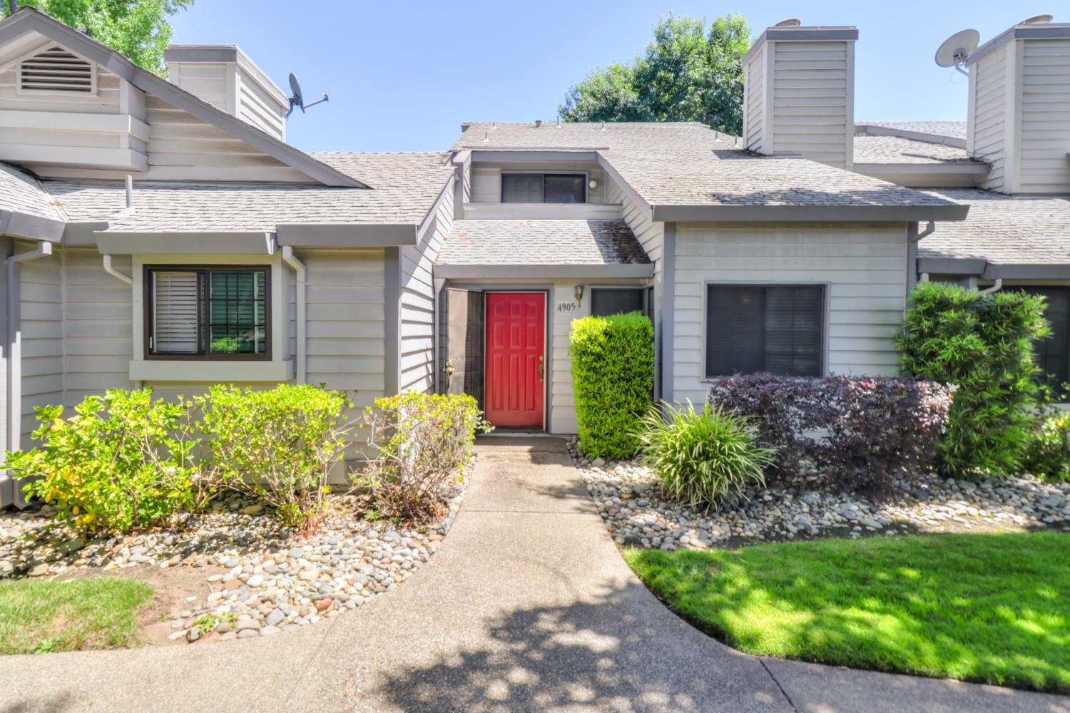 4905 Country View Lane — photo