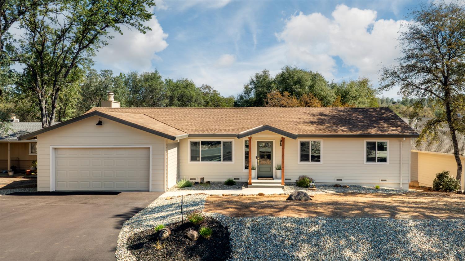 18082 Hummingbird Drive — photo