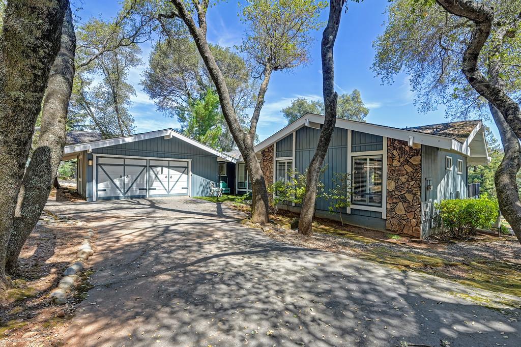 3455 Cambridge Road — photo
