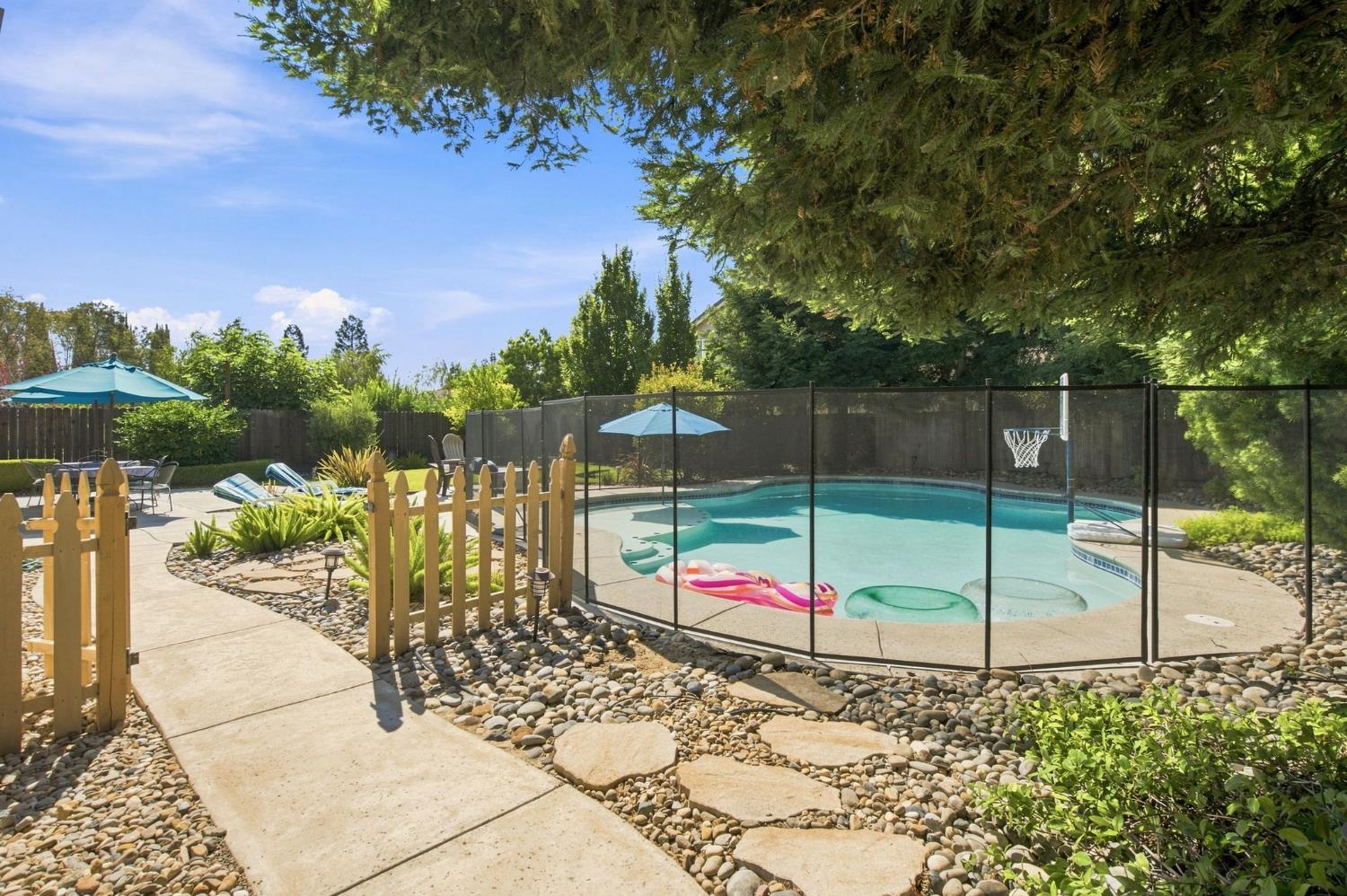 1092 Heartland Drive — photo